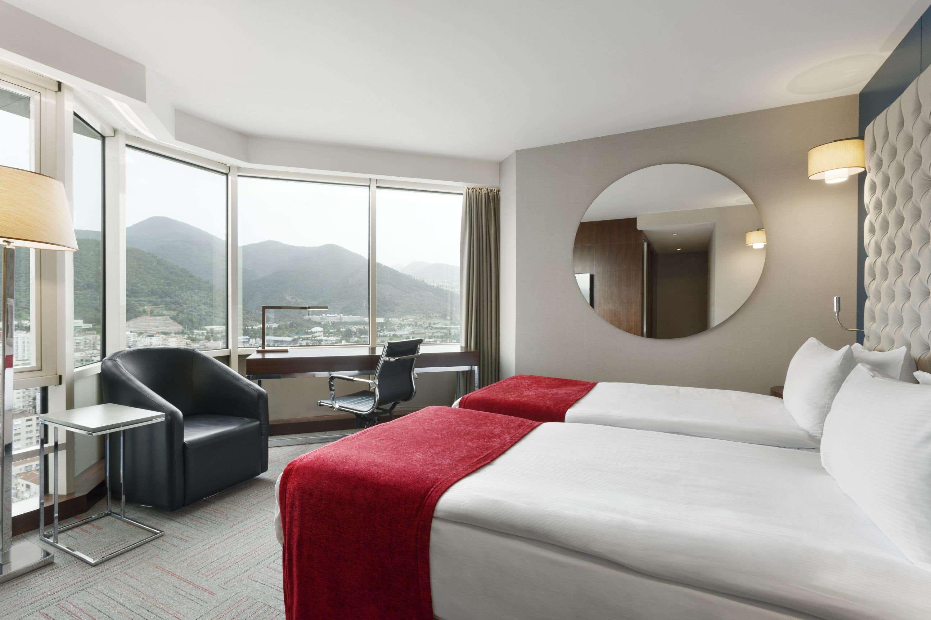 Ramada Encore By Wyndham 4* İzmir