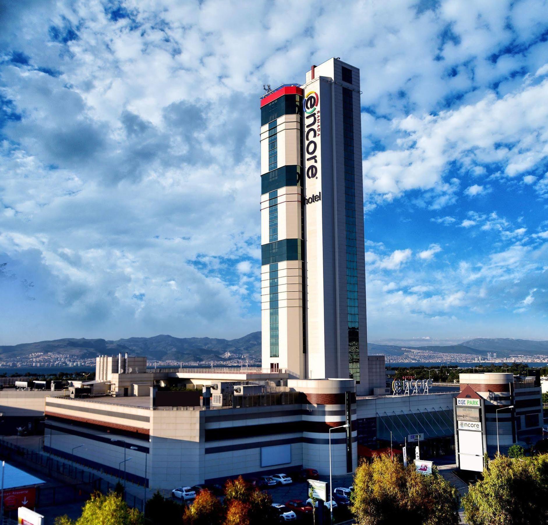 Ramada Encore By Wyndham Отель Измир